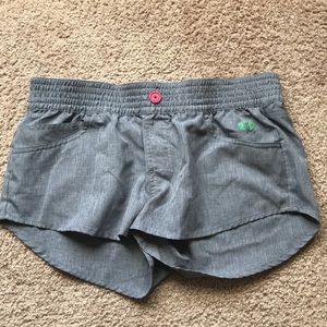Under Armour Hybrid Boardshort Size Small